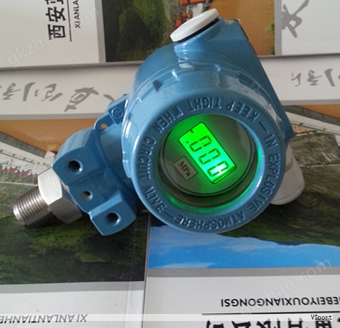 YR-DC11智能电磁流量计采用模块化结构，配备可视窗，核心部件可在线更换，长度可调，具备自诊断功能。与传统模拟或智能电磁流量计相比，在测量精度、稳定性、量程灵活性、功能拓展和使用寿命等方面具有显著优势。设备配备带背光的中文液晶显示屏，显示清晰，操作便捷。