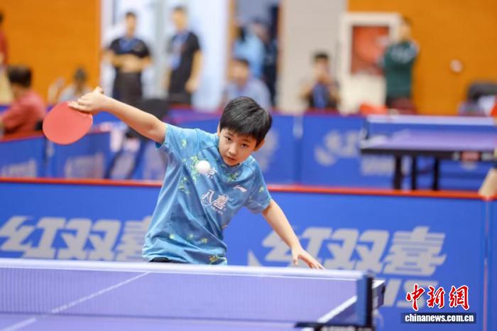 500余名乒乓小将齐聚北京