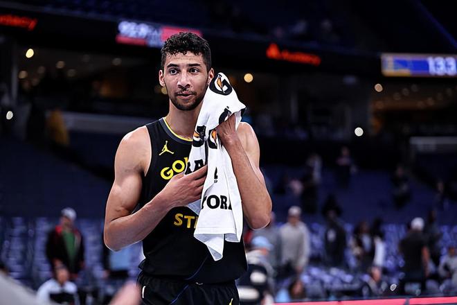 尼克斯逆转勇士取三连胜 莱昂斯低迷成败关键