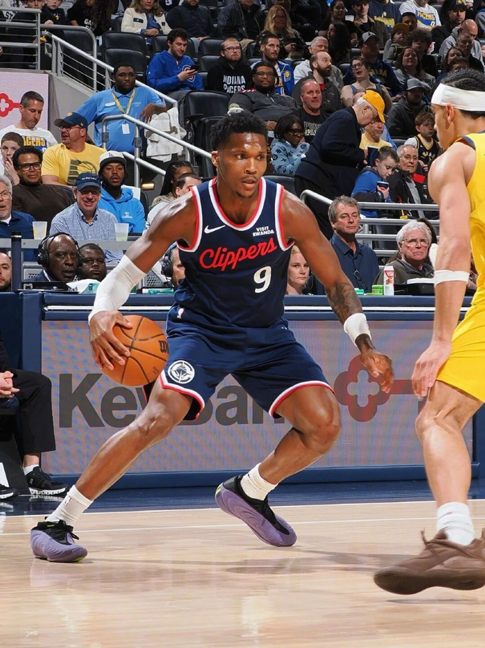 0.4秒惊天逆转！快船绝杀步行者上演末节魔幻剧