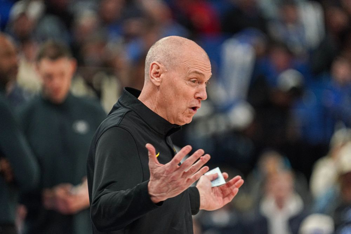 0.4秒惊天逆转！快船绝杀步行者上演末节魔幻剧