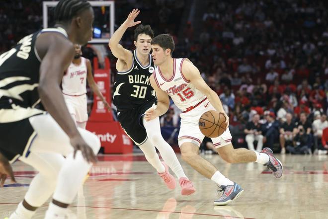 火箭谢泼德三分狂飙助队取四连胜 申京伤退带伤