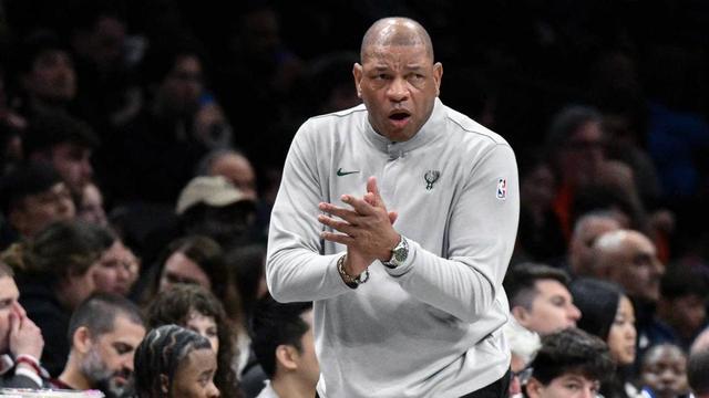 道格·里弗斯坦承执教生涯将终结 或转型管理层