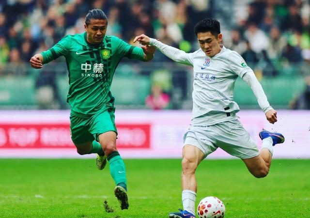 陈晋一任意球破门 申花客场逼平国安