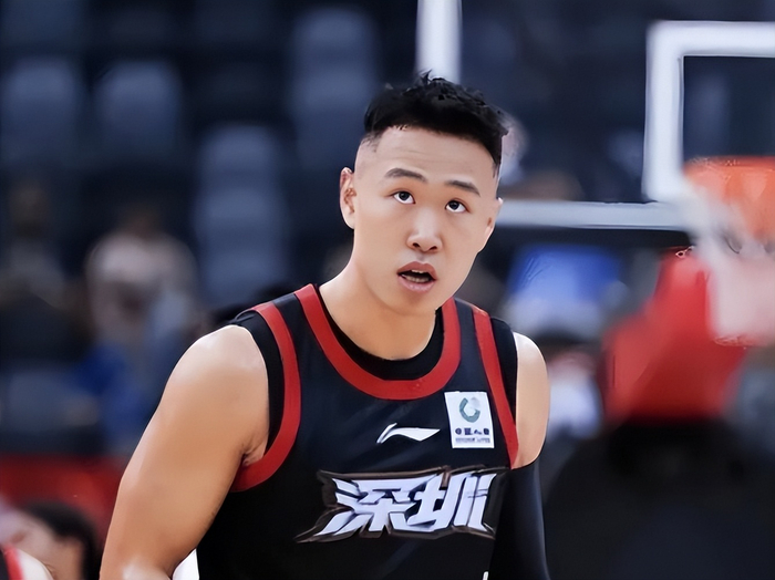 CBA常规赛双奖球员崛起 深圳双核领跑 徐昕转型成
