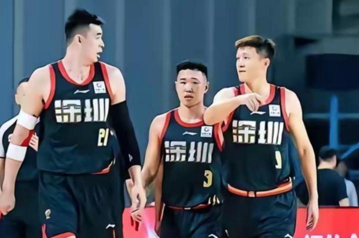 CBA常规赛双奖球员崛起 深圳双核领跑 徐昕转型成